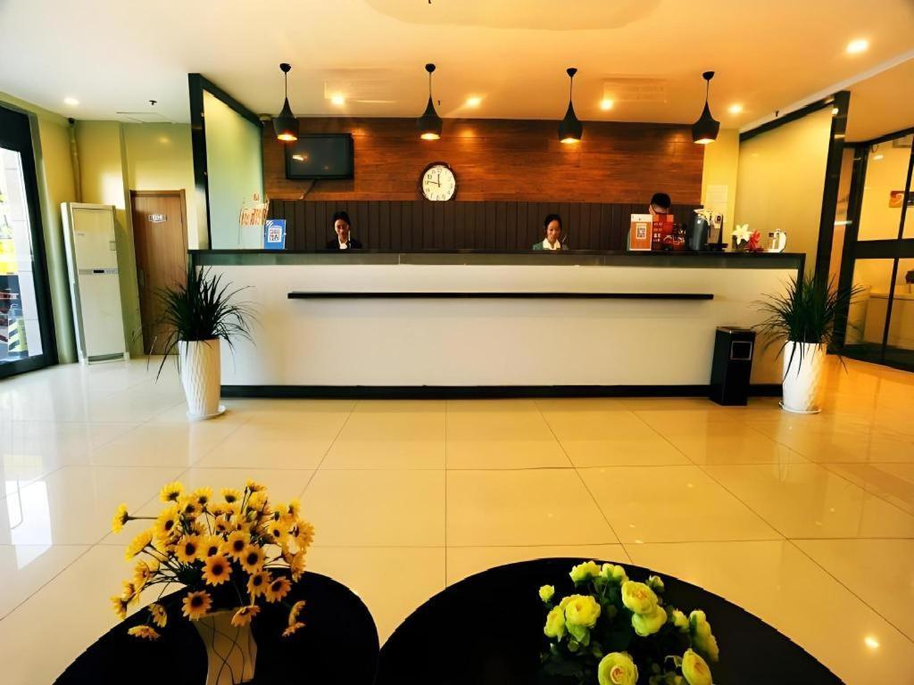 Jinjiang Inn Jinan Daminghu New Scenic Area Lishan Road Buitenkant foto